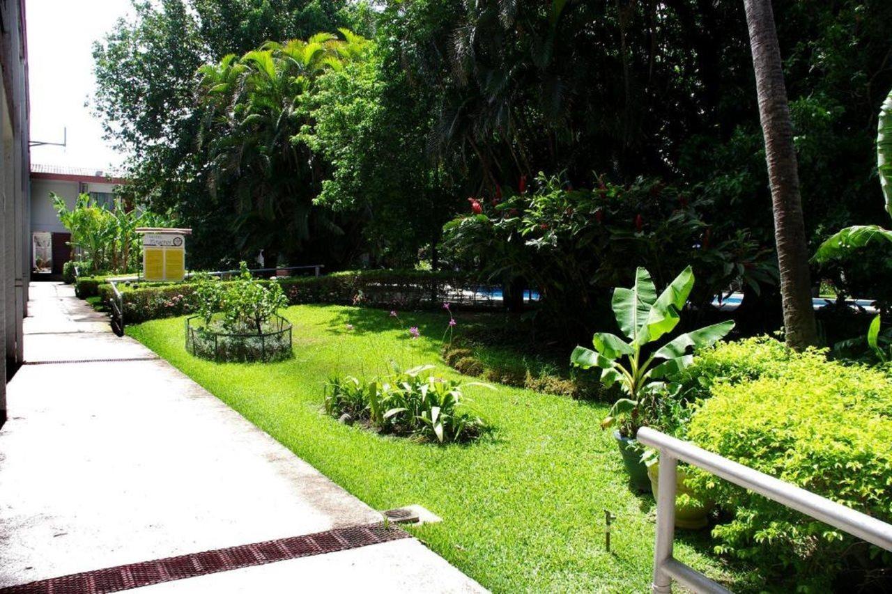 Hotel Boyeros Liberia Extérieur photo